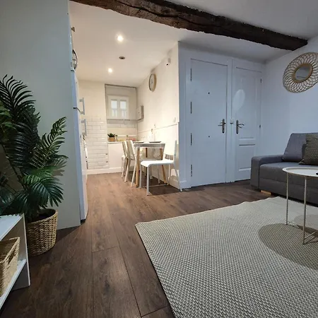 Pisuco Salve C28a01 Apartment Laredo