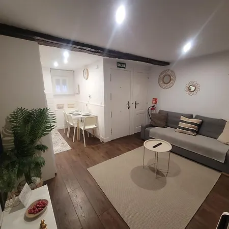 R2r - Pisuco Salvé Experiencia única Con Audioguía Privada En - C28a01 Apartamento Laredo