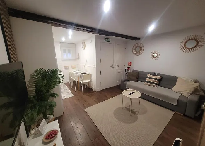 R2r - Pisuco Salvé Experiencia única Con Audioguía Privada En - C28a01 Apartamento Laredo