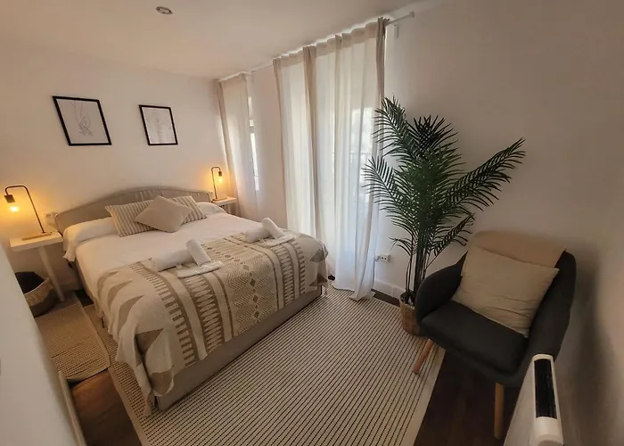 R2r - Pisuco Salvé Experiencia única Con Audioguía Privada En - C28a01 * Laredo